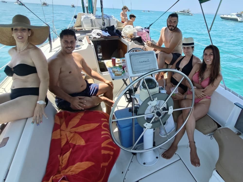 Full-day sailing experience on a sailboat in Alicante