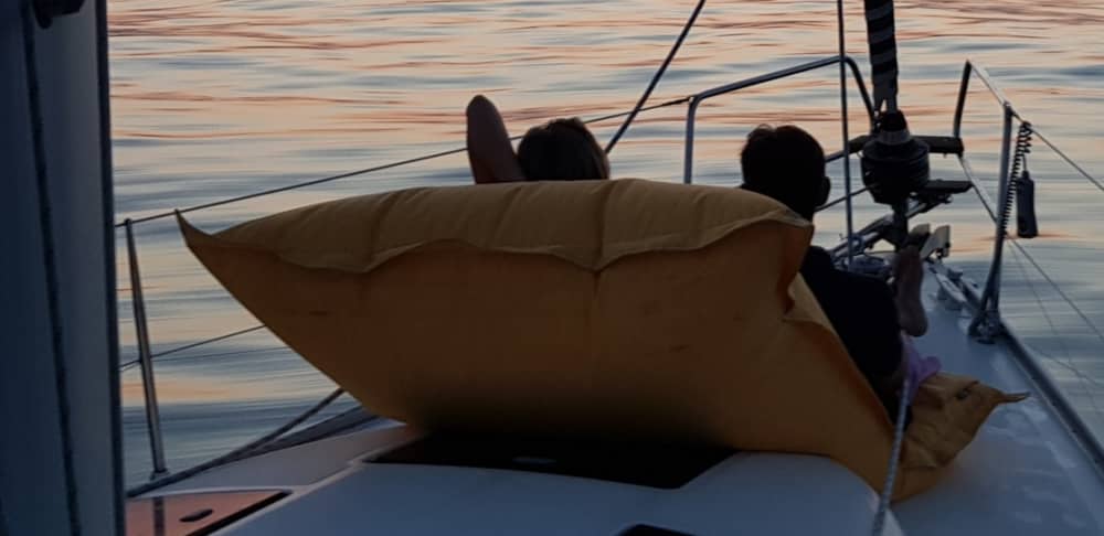 Una giornata alla scoperta di Pescara: puro relax sulle acque cristalline del blu italiano.