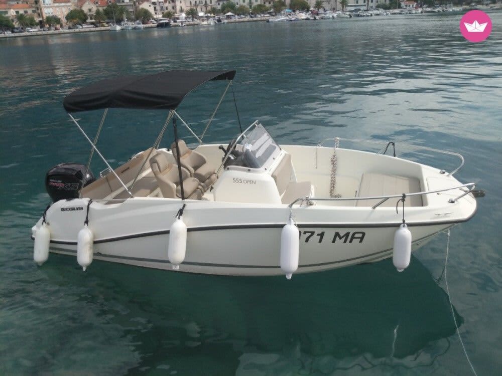 Entdecken Sie die Küste von La Ciotat: Ein kompletter Tagesausflug an Bord eines Motorboots