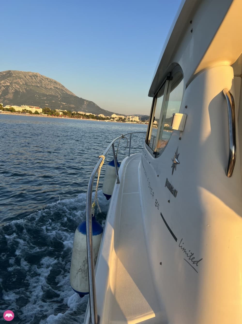 Full-day motorboat rental in Bar