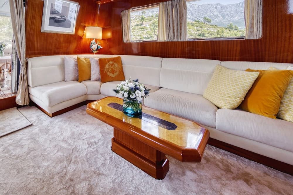 Excursion privée en bateau à Brač, Hvar et au Lagon Bleu (8 heures)