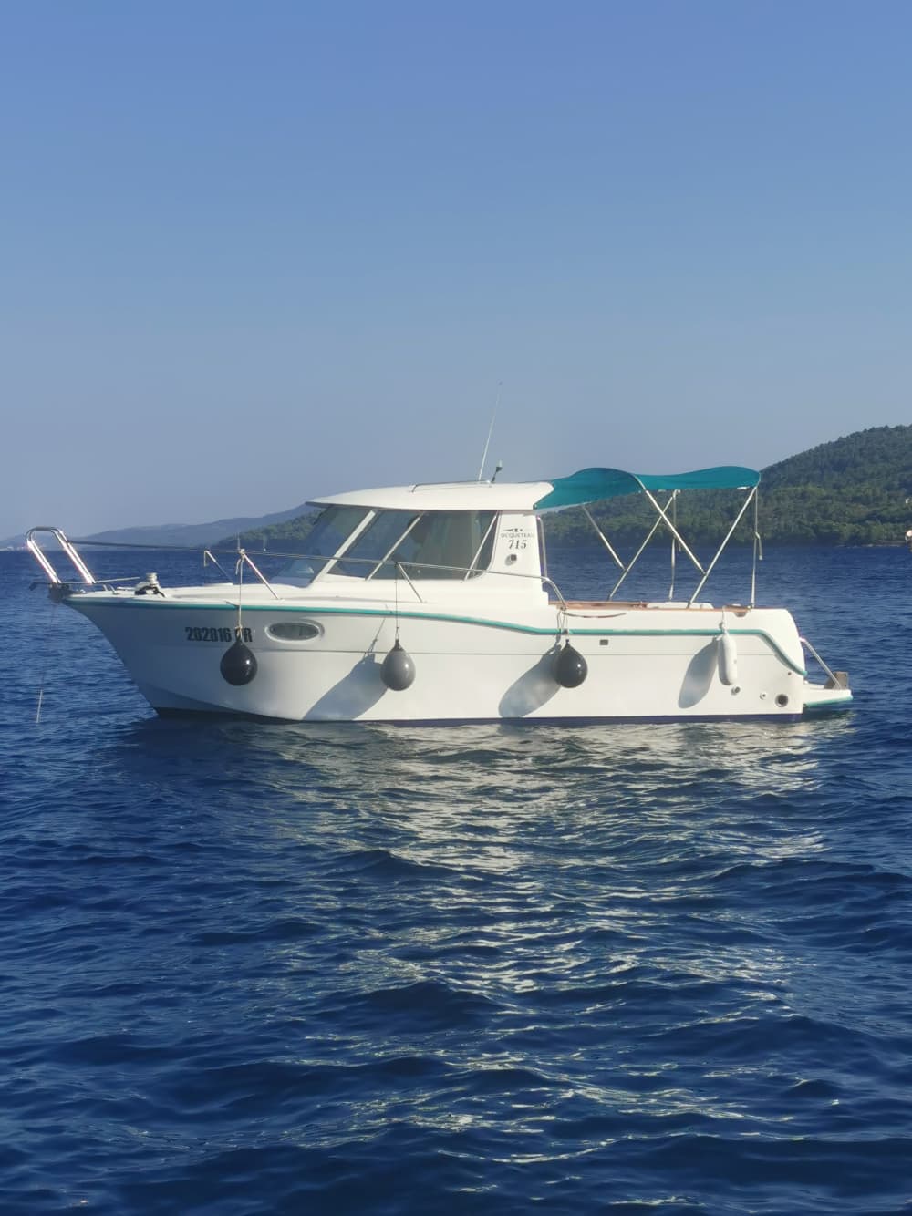 Półdniowa prywatna wycieczka łodzią z Zadaru na pobliskie wyspy