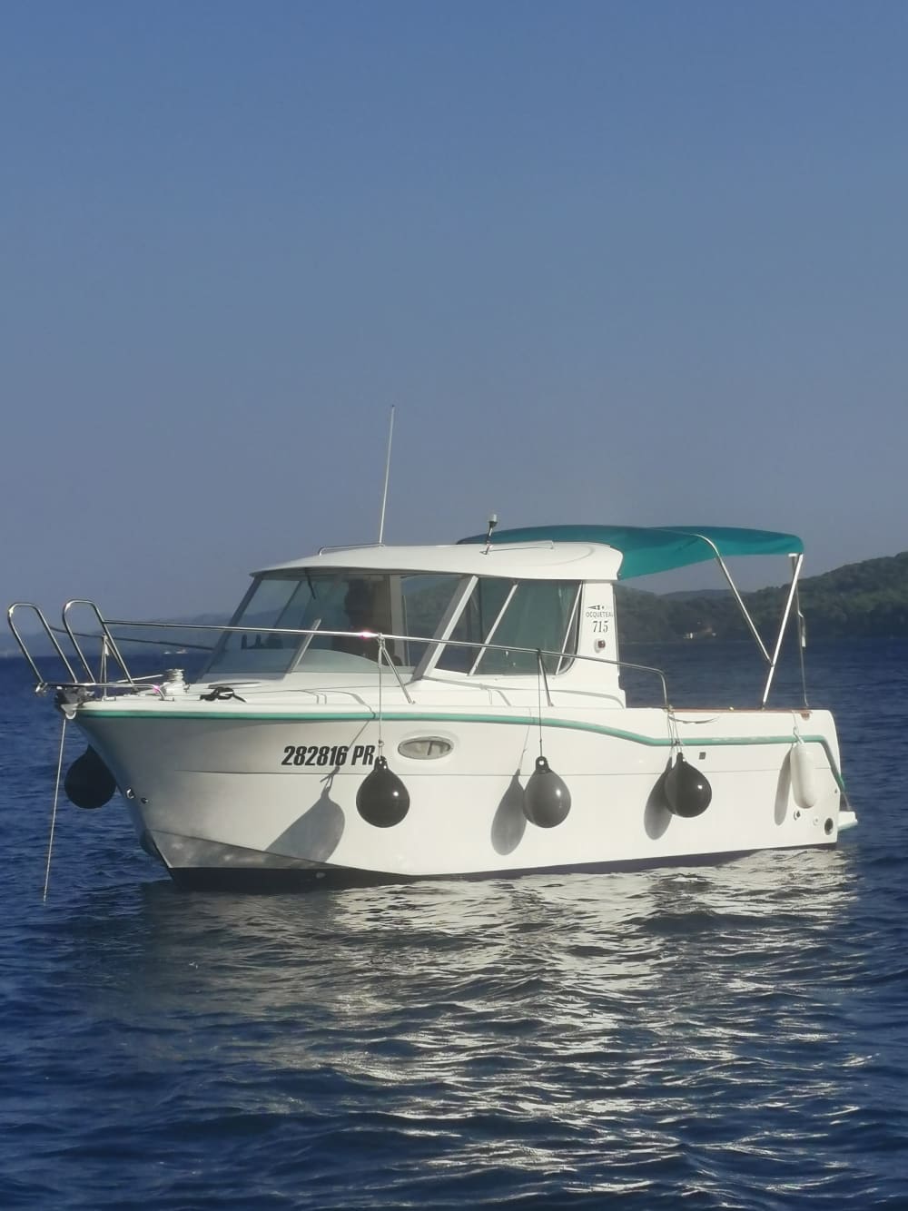 Półdniowa prywatna wycieczka łodzią z Zadaru na pobliskie wyspy