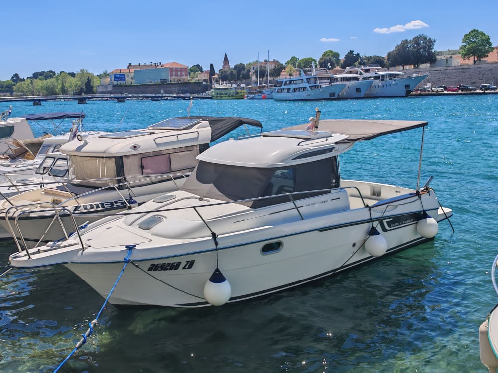 Halbtägige private Bootstour von Zadar zu den nahegelegenen Inseln