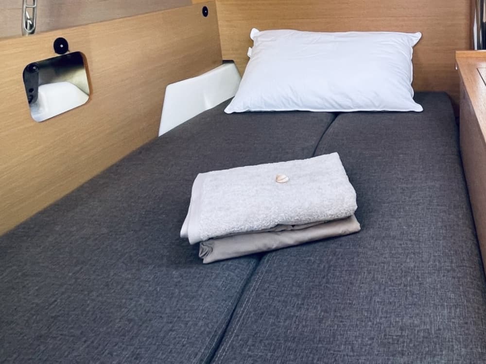 Relaxation in Golfe Juan: sailing trip to the Lérins Islands