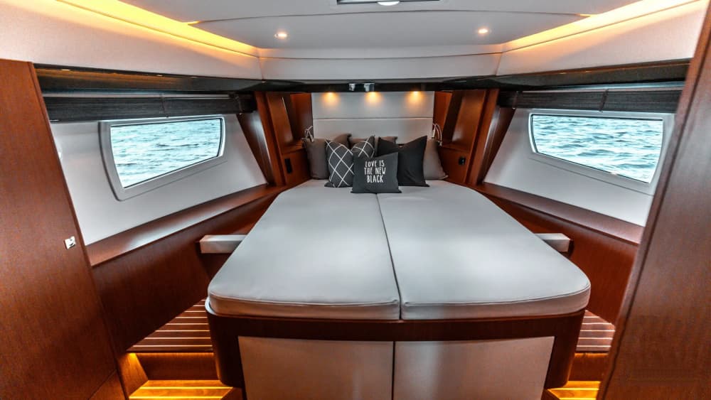 Descubra Estocolmo em um passeio de meio dia de lancha.