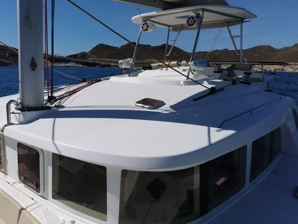 Entdecken Sie Almerimar auf einem ganztägigen Segeltörn