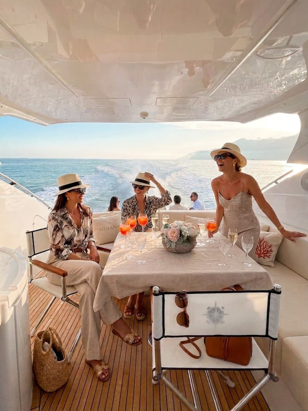 Capri Island Luxury Yacht