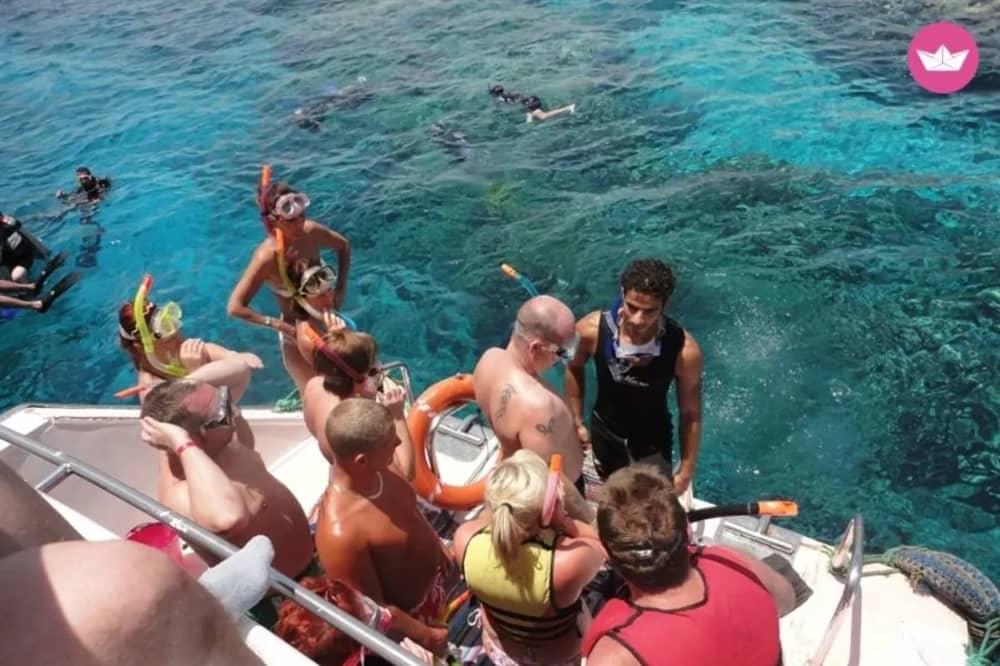 **Private Afternoon Cruise Up to 10 People - €680**