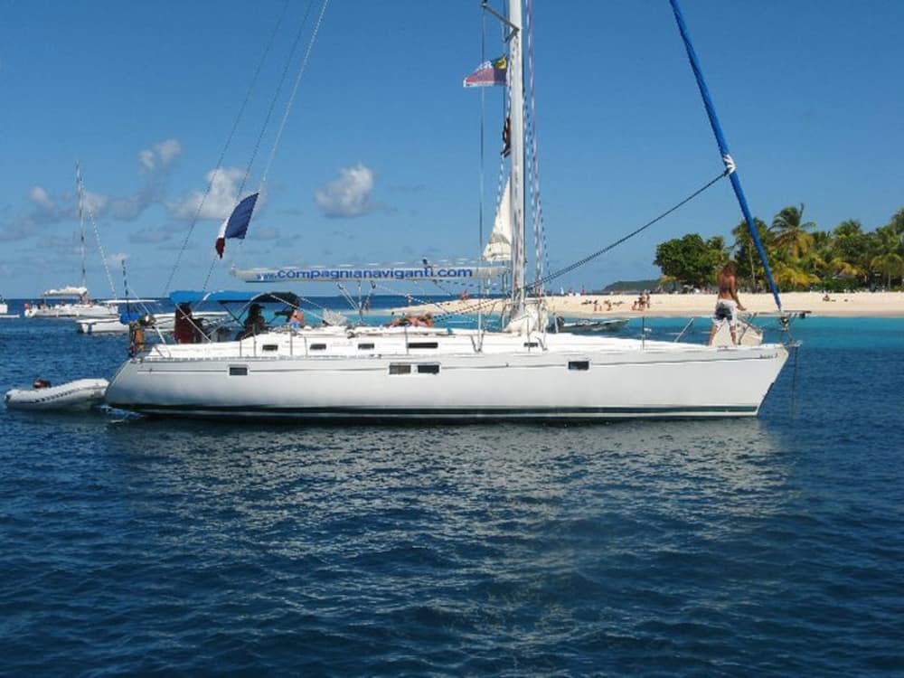 Excursión de un día en velero con un capitán local