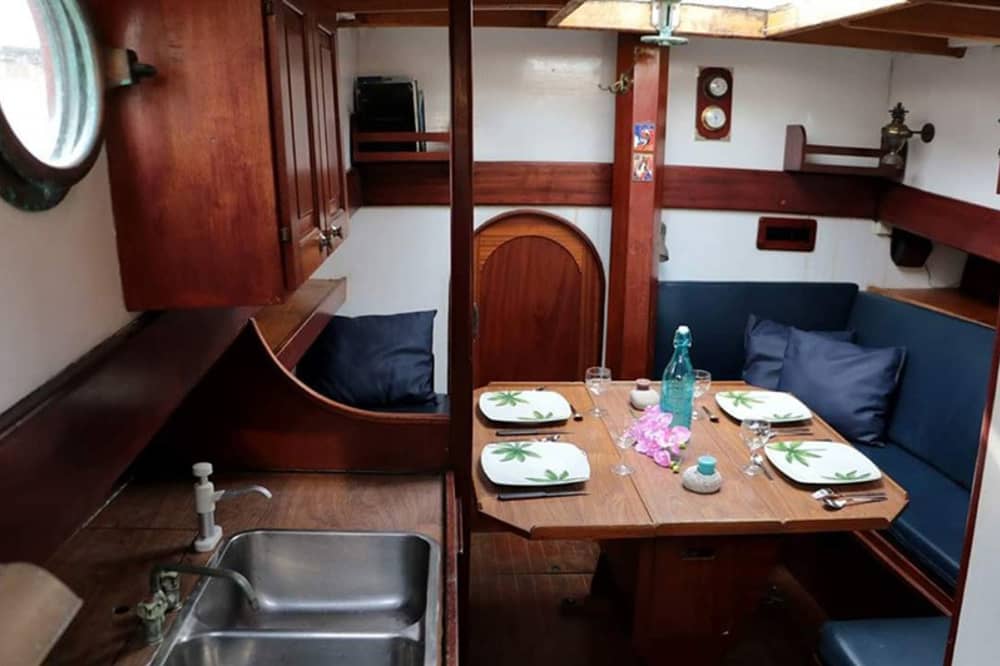 Le meilleur de Vannes se découvre sur l'eau : une journée privée complète en voilier