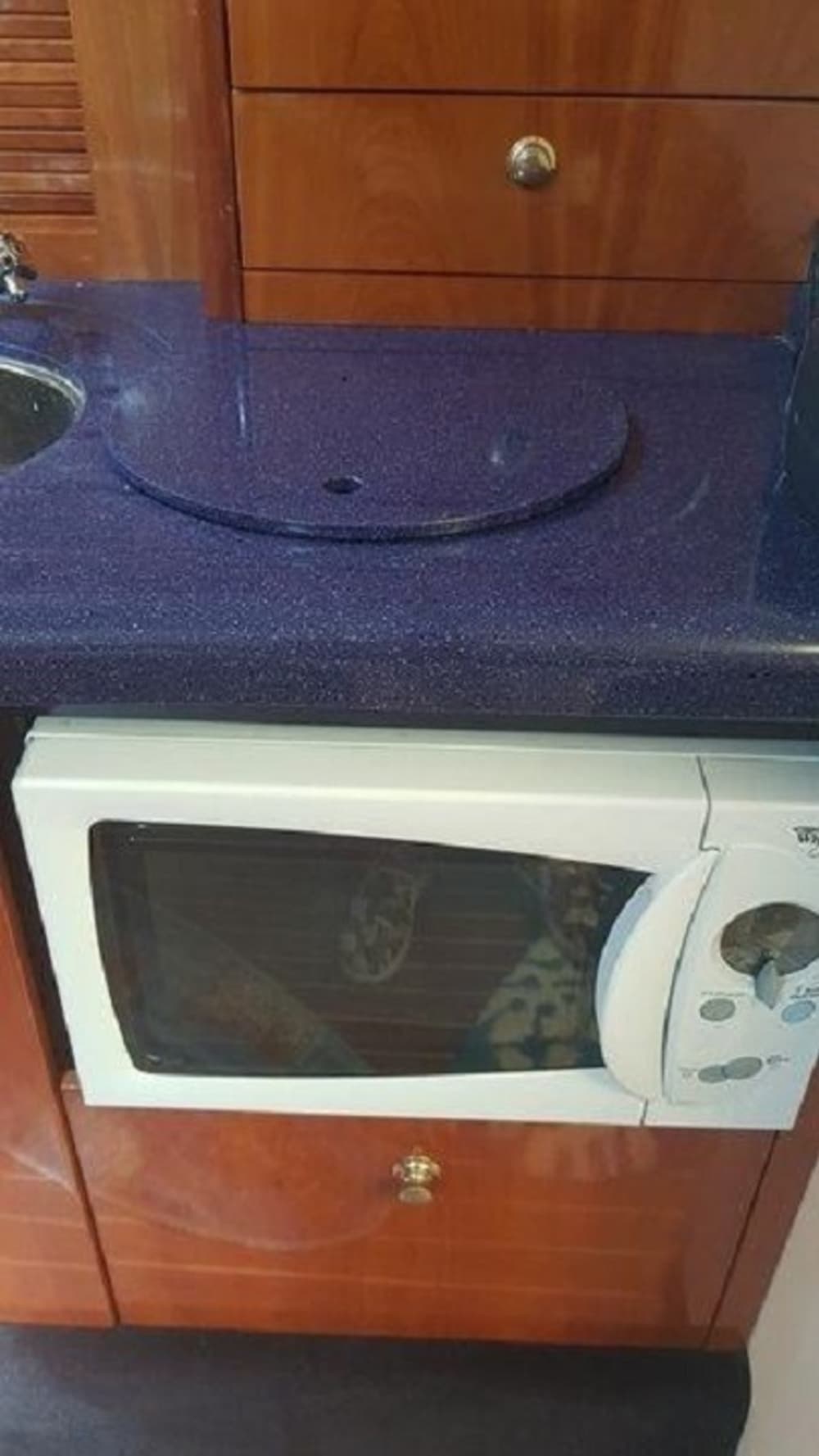 Zonsondergangaperitief in de Faraglioni van Scopello