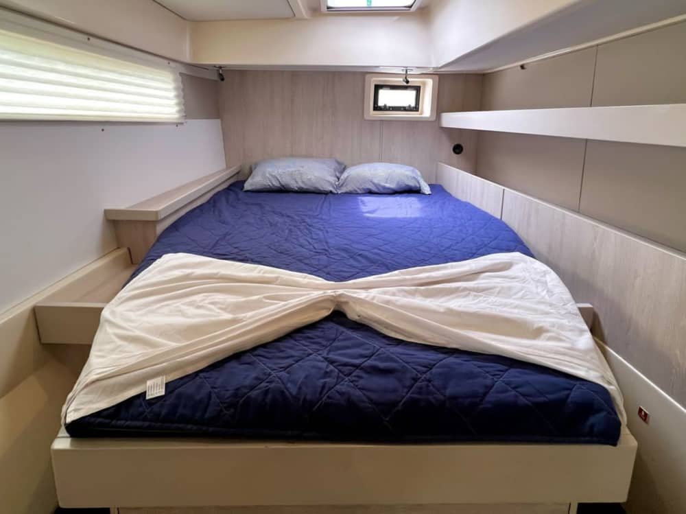 Explorez Carthagène et profitez d'une journée complète de navigation en catamaran.