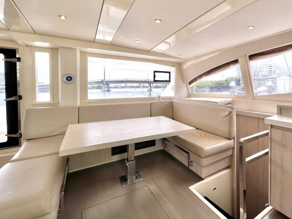 Explorez Carthagène et profitez d'une journée complète de navigation en catamaran.