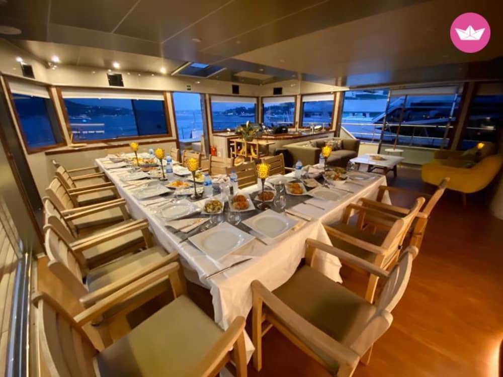 Private Yacht Organisation Up to 56 People