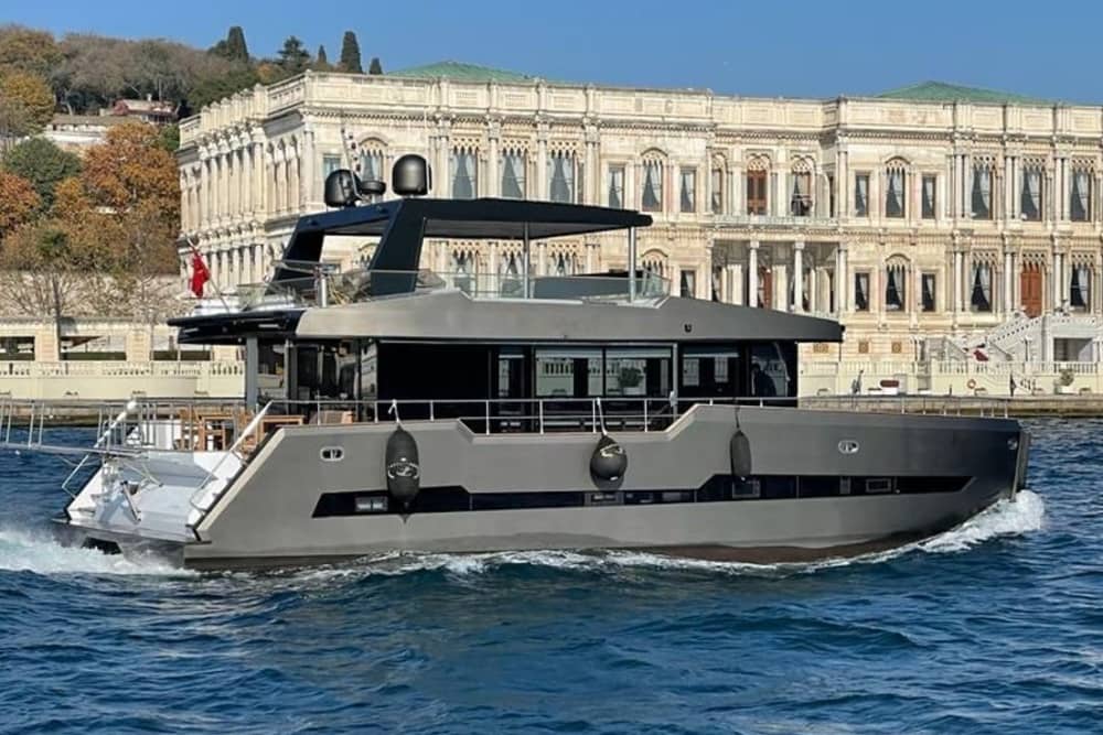 Private Yacht Organisation Up to 56 People