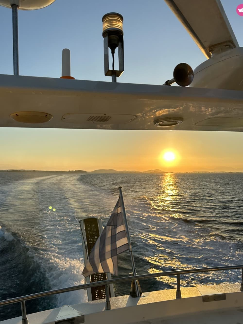 Ionian Horizons: Daglig kryssning till Skorpios, Meganisi & Vathiavali från Palairos