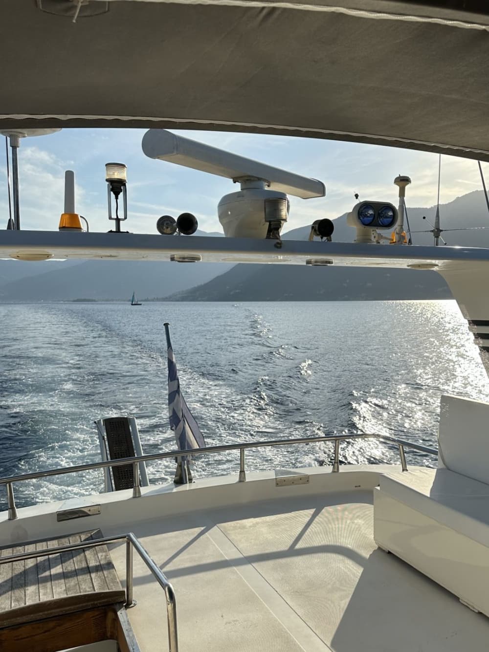 Ionian Horizons: Daglig kryssning till Skorpios, Meganisi & Vathiavali från Palairos