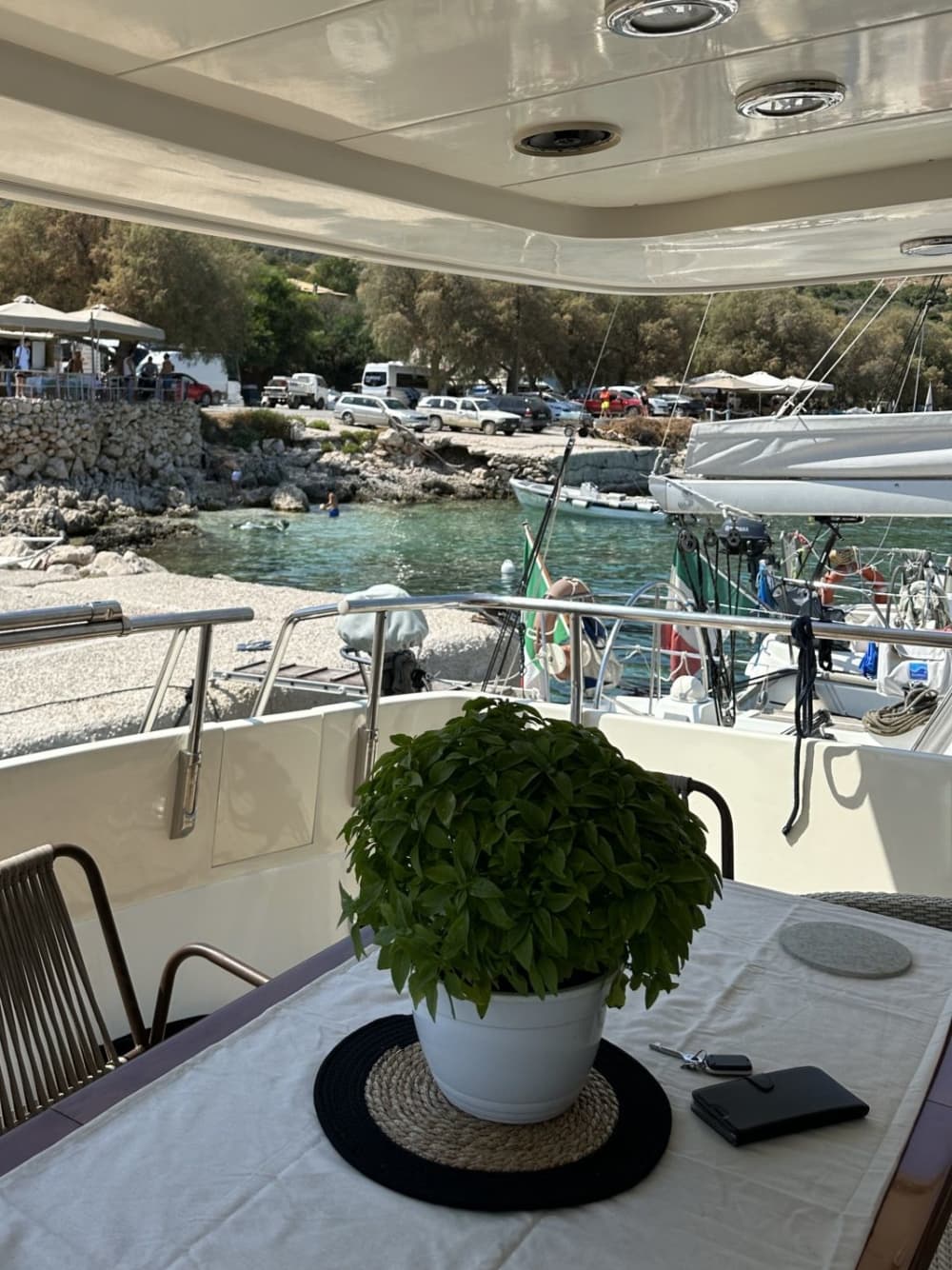 Ionian Horizons: Daglig kryssning till Skorpios, Meganisi & Vathiavali från Palairos