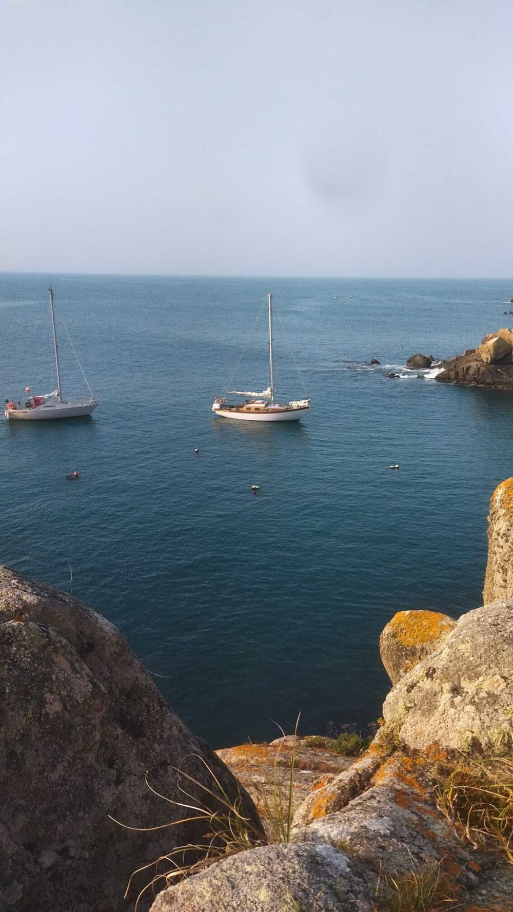 Détente à Brest : 9 heures de soleil sur un voilier