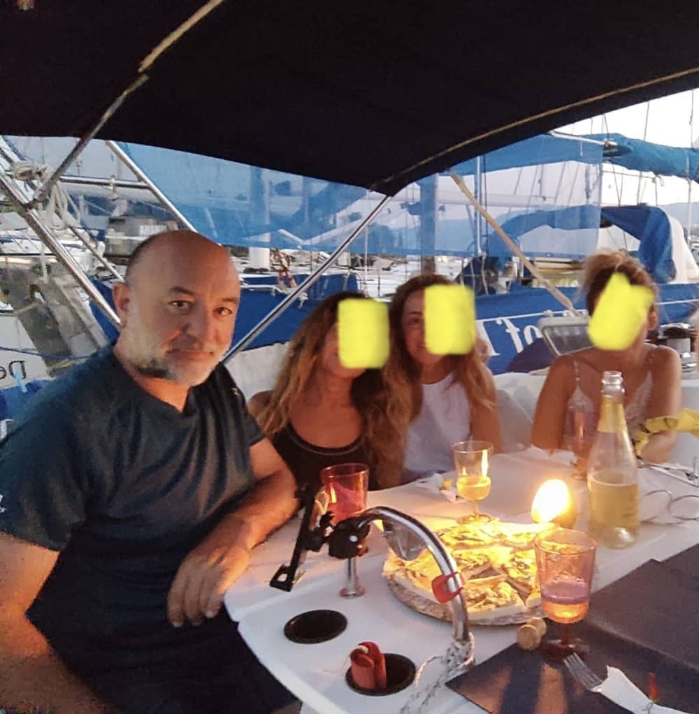 Profitez d'une journée complète de navigation à Manfredonia en voilier.