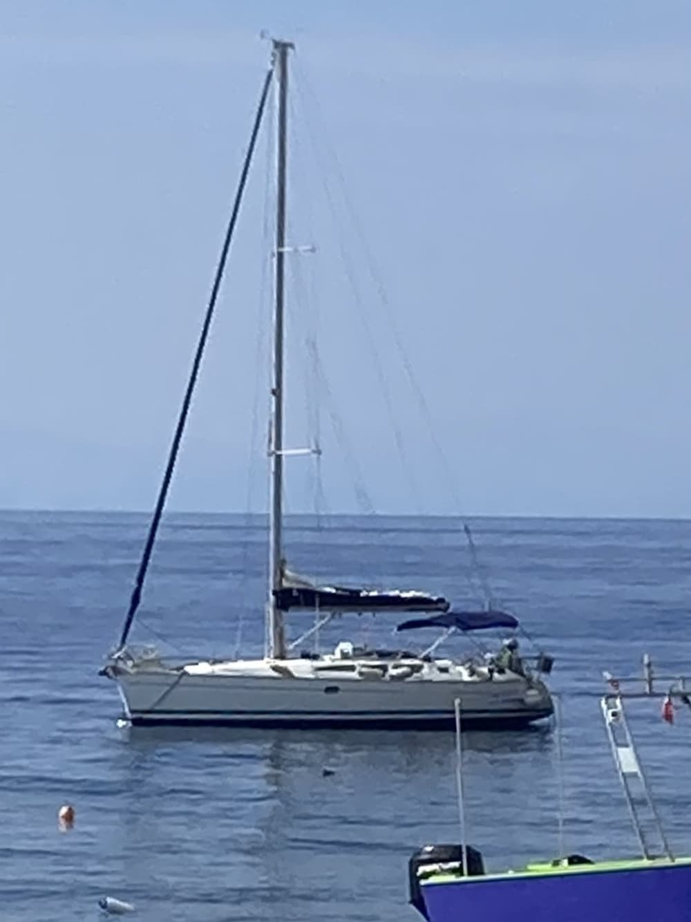 Profitez d'une journée complète de navigation à Manfredonia en voilier.