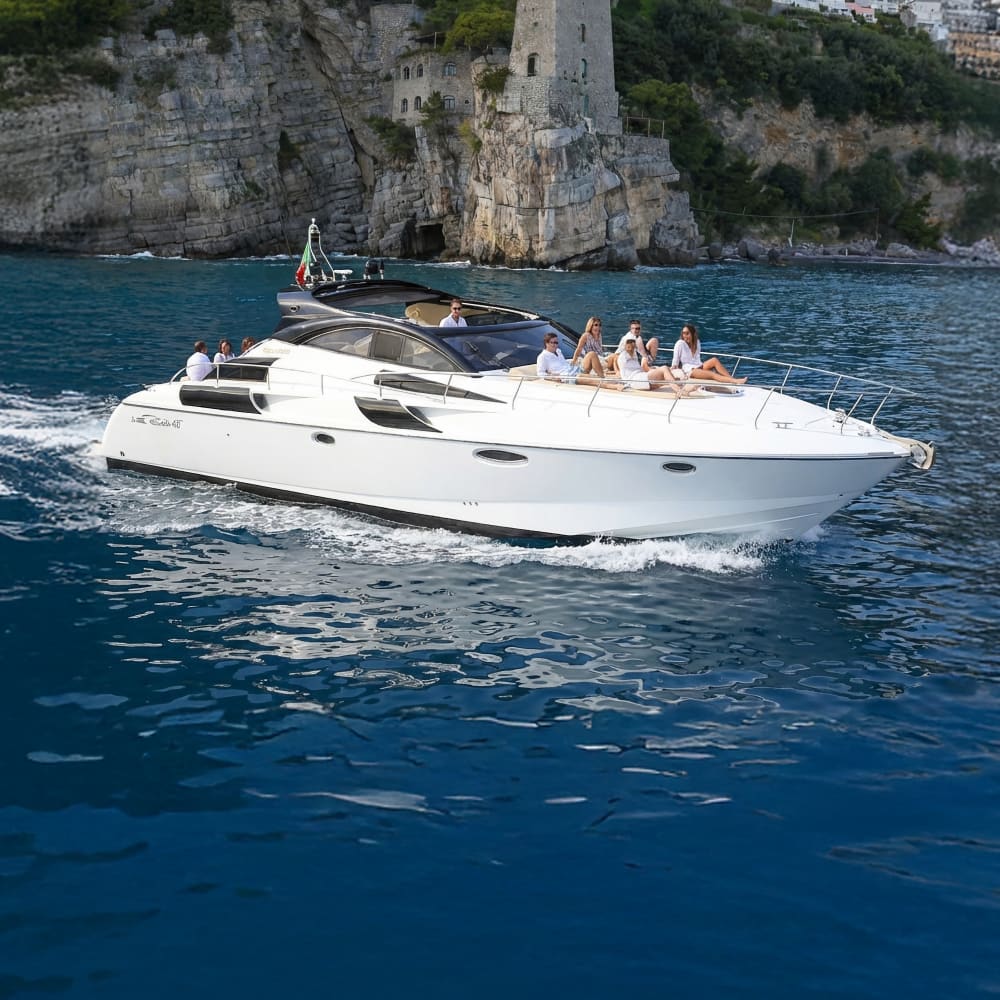 Capri: Boat Tour with Swimming, Snorkeling, and Aperitif