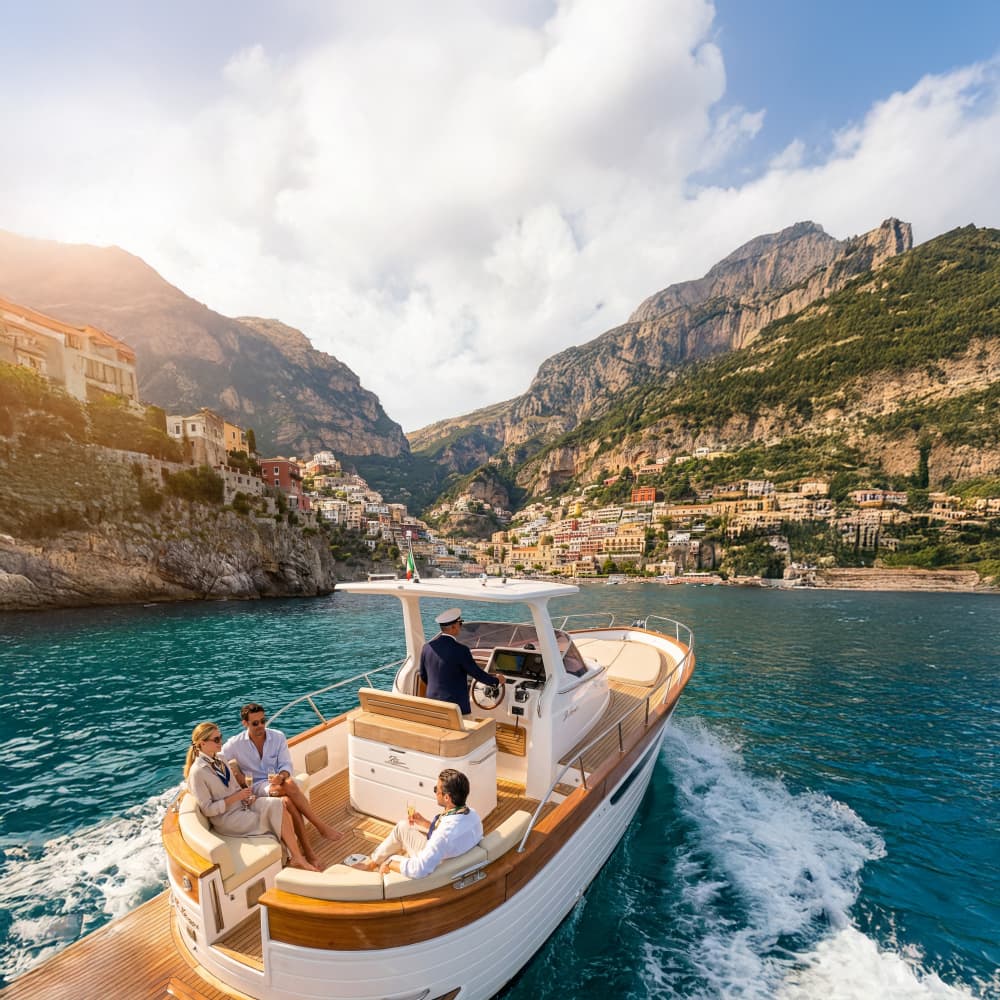 Capri: Boat Tour with Swimming, Snorkeling, and Aperitif