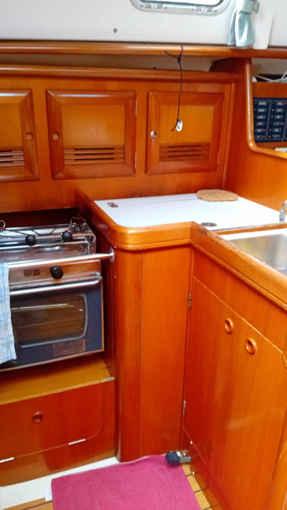 Ein Tag, um Neapel zu entdecken: Pure Entspannung am italienischen Blau