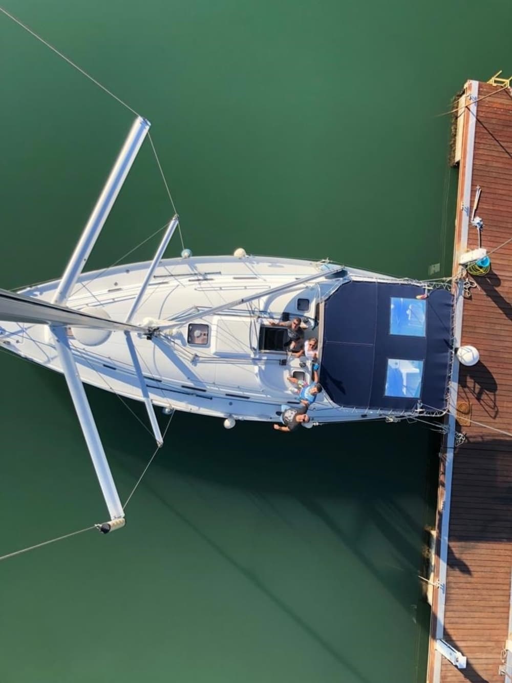 Passe 7 horas navegando ao redor de Cambrils em um veleiro.