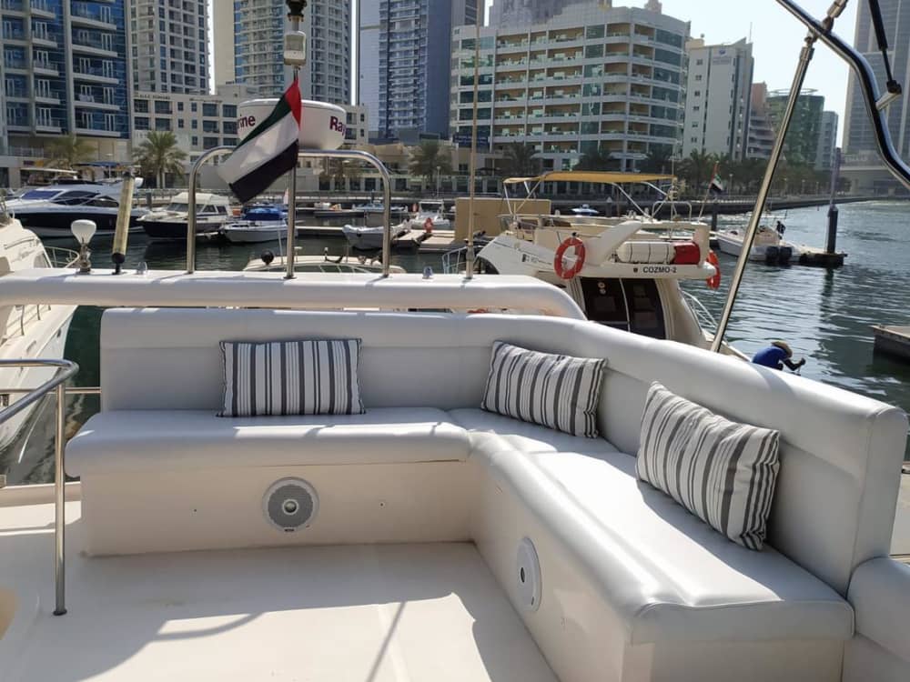 4-Hour BBQ Yacht Cruise in Dubai