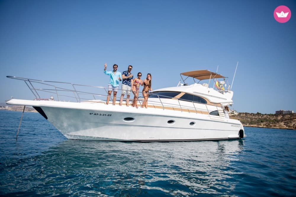 Altea, Benidorm y Calpe Sea Escape: Vuestro Yate Exclusivo Costa Blanca y Playas (8h)