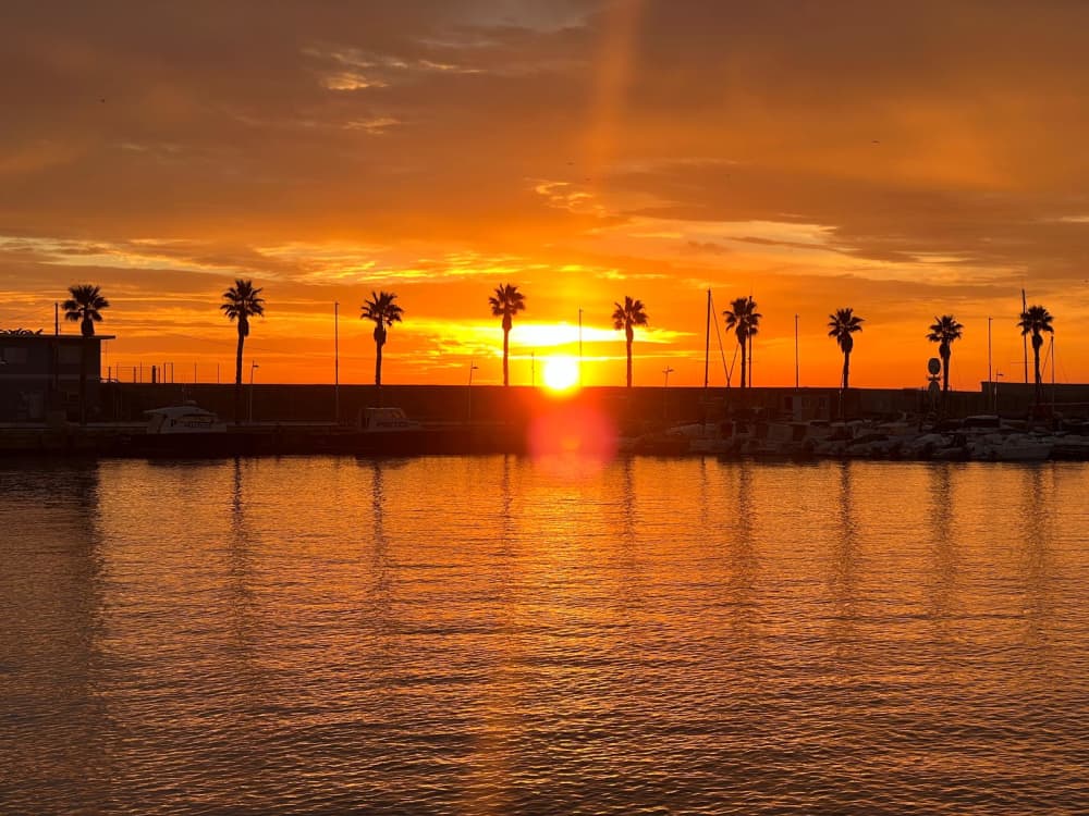 Altea, Benidorm y Calpe Sea Escape: Vuestro Yate Exclusivo Costa Blanca y Playas (8h)