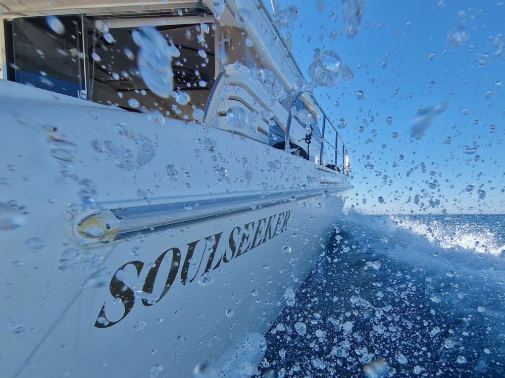 Altea, Benidorm y Calpe Sea Escape: Vuestro Yate Exclusivo Costa Blanca y Playas (8h)