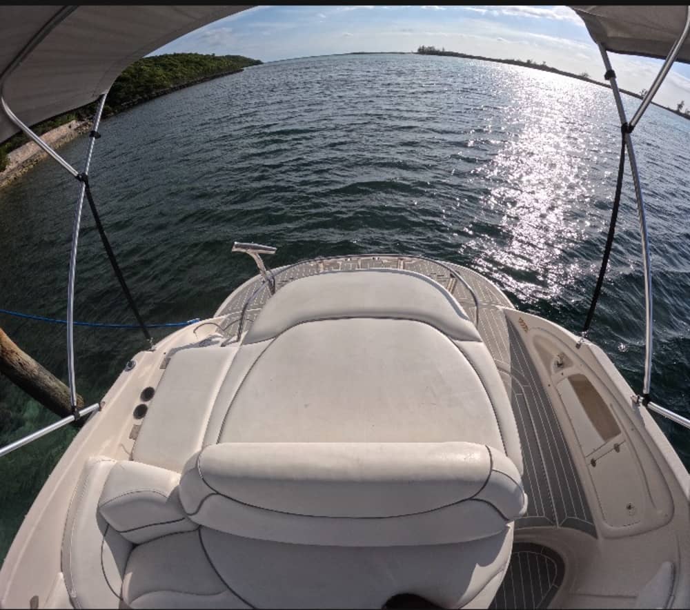 Tropical Escape: Luxurious Full-Day Boat Tour in Paradise