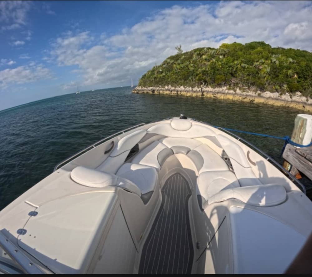 Tropical Escape: Luxurious Full-Day Boat Tour in Paradise