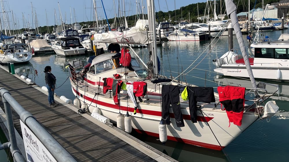 Heldagssegelbåtsuthyrning i Gosport