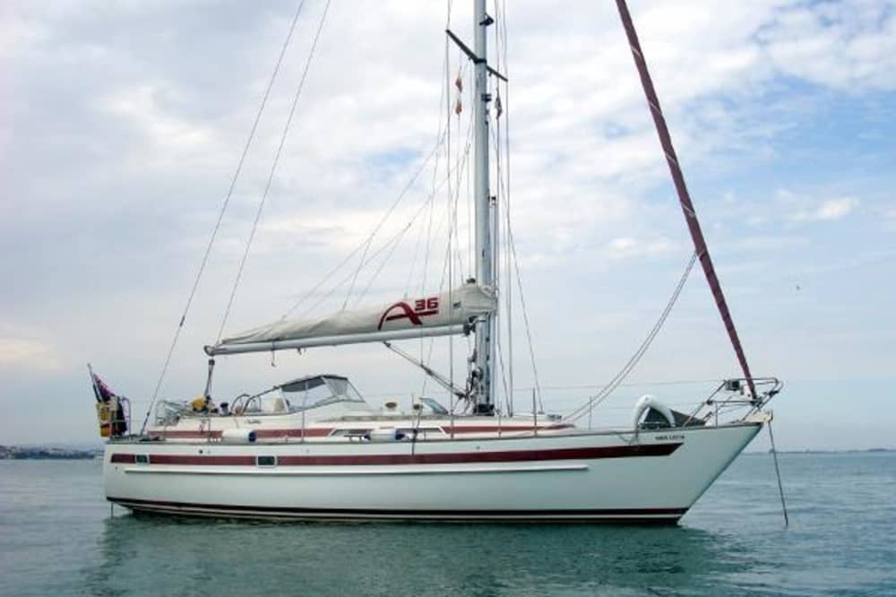 Heldagssegelbåtsuthyrning i Gosport