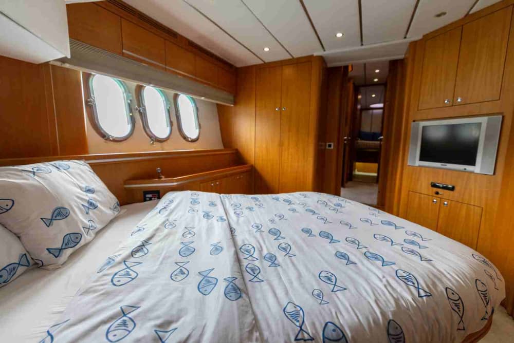 Wspaniałe wrażenia z rejsu jachtem deluxe / Numarine 55