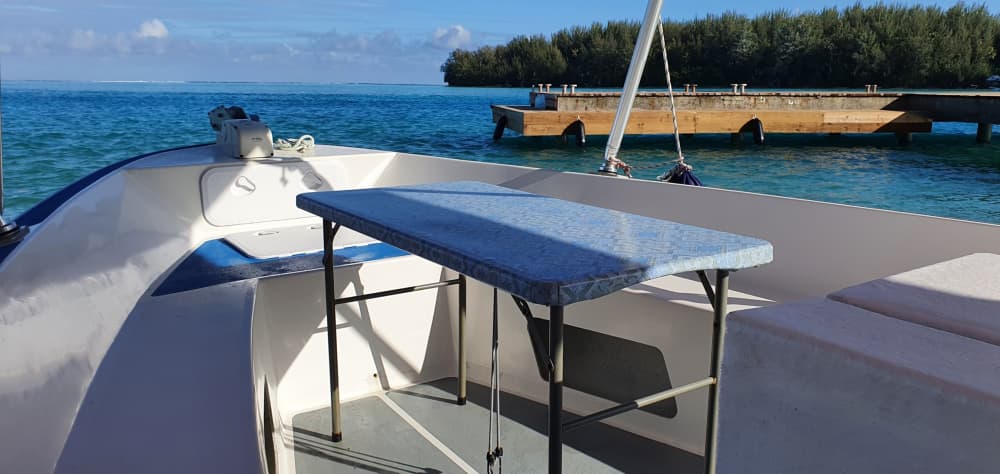 Noleggia una barca a motore per 3 ore di divertimento.