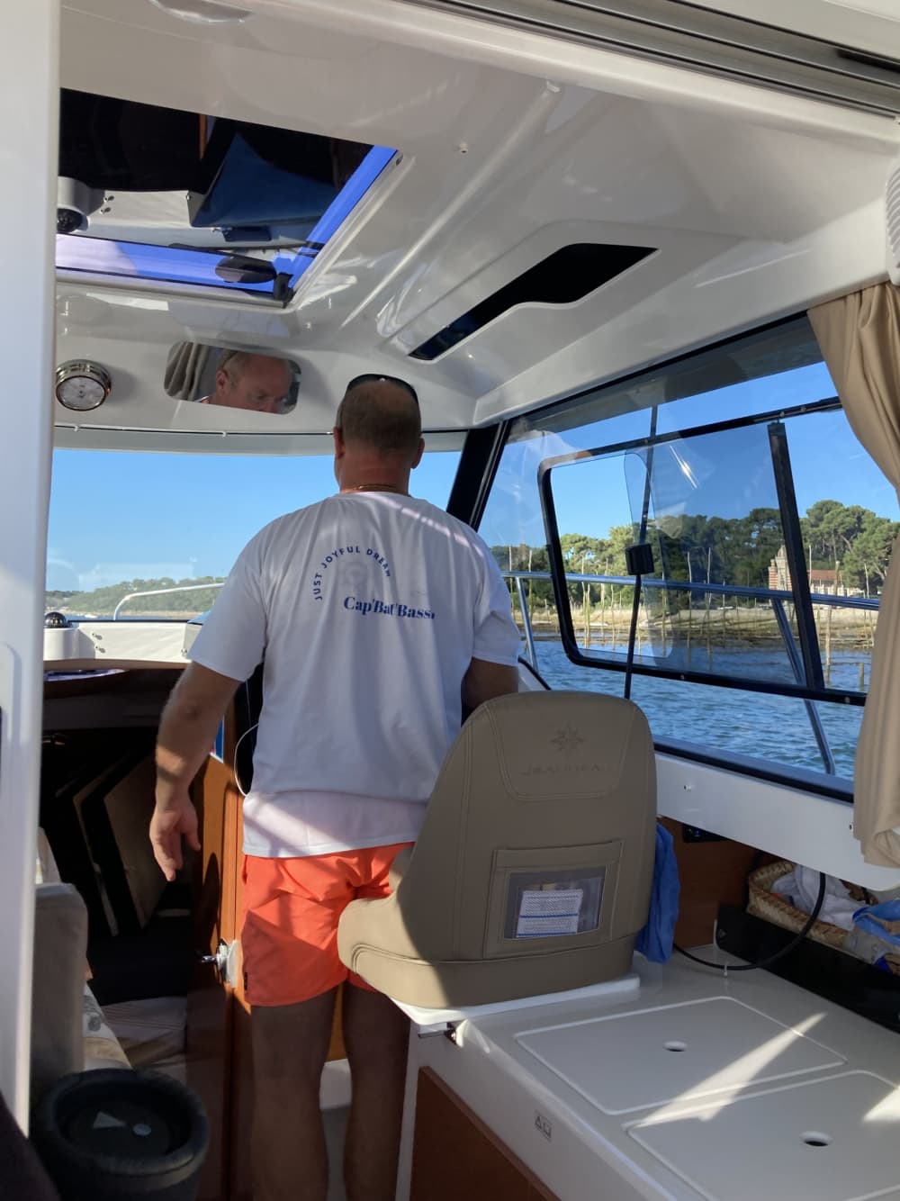 Découvrez Arcachon lors d'une excursion d'une journée en bateau à moteur.