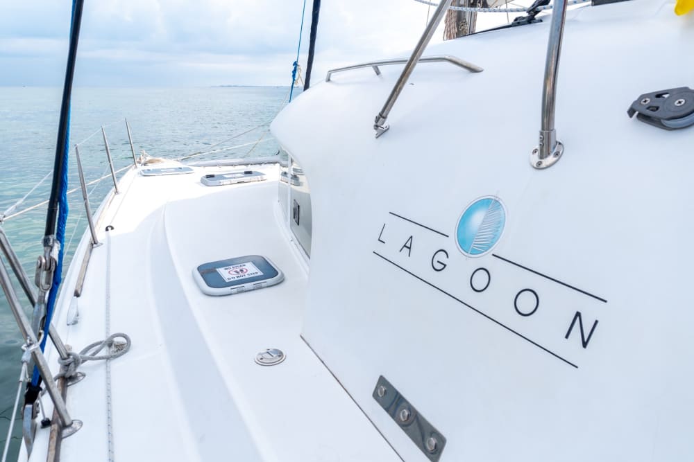 Private 40ft Catamaran Sail to Isla Mujeres - Open Bar, Lunch Buffet (6 hours)