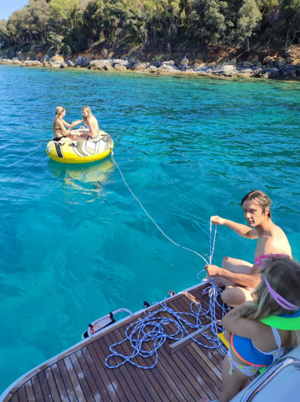 Odkryj archipelag Rovinj i przeżyj magiczny rejs z delfinami o zachodzie słońca