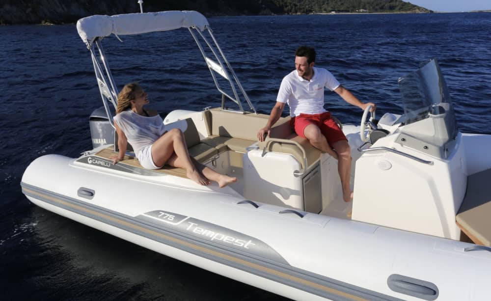 Half-day trip in Saint-Tropez on a motorboat
