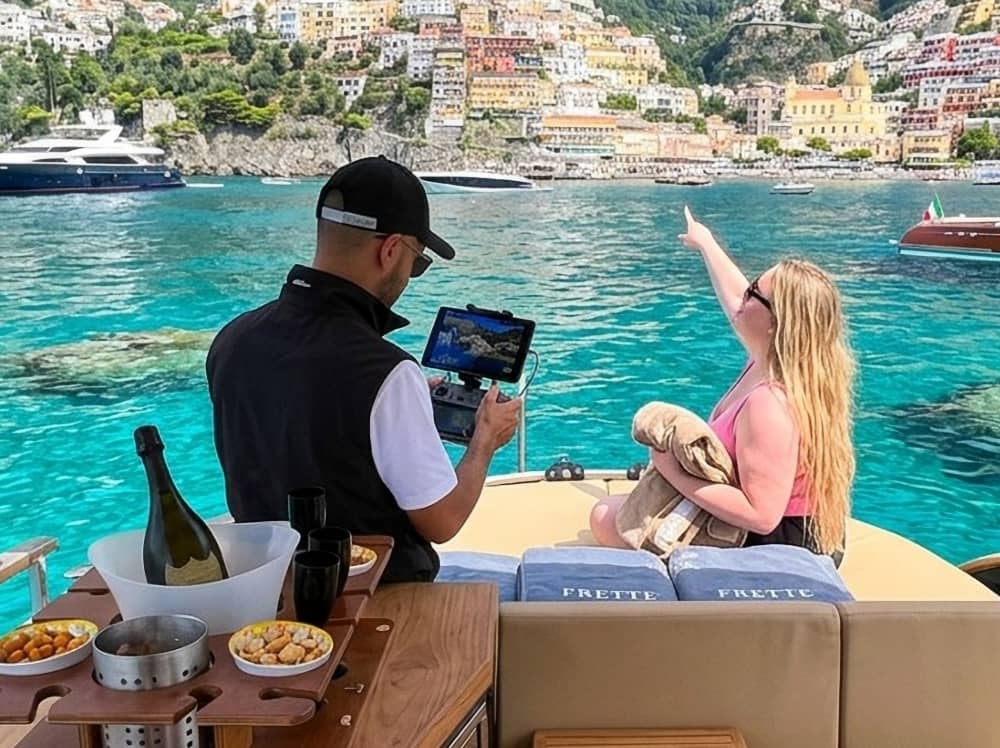 All Inclusive Full Day Capri Boat Tour from Sorrento with Disembarking to visit the Piazzetta