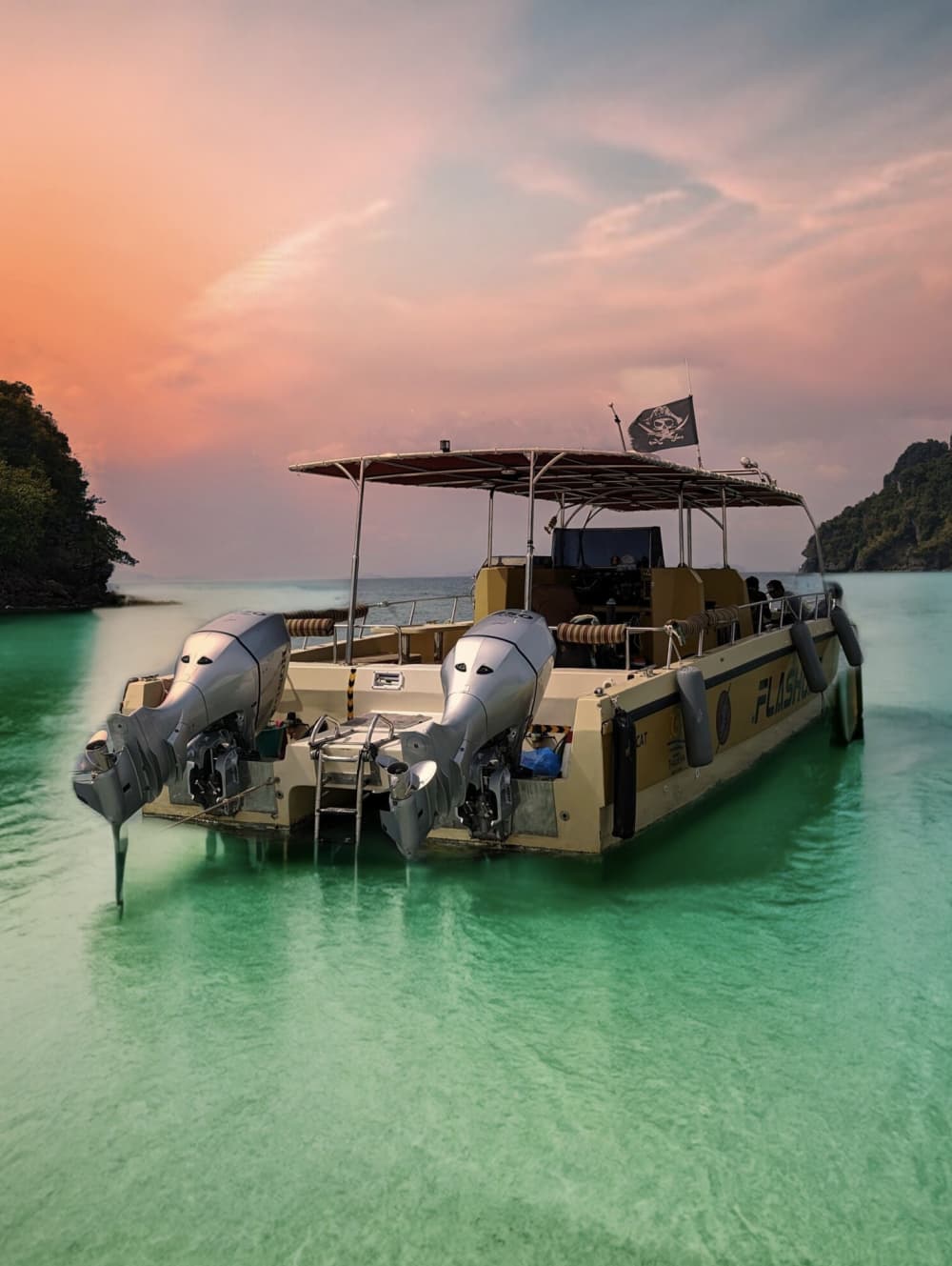 Prenez 6 heures pour découvrir la magie cachée de Krabi depuis les vagues.