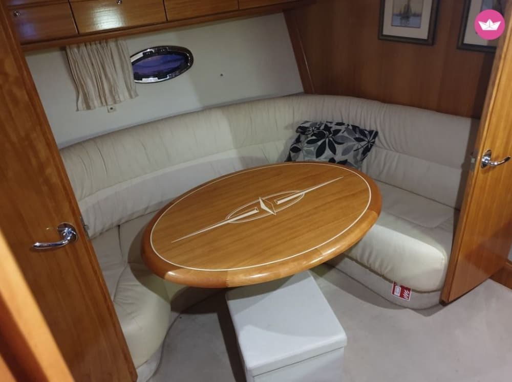 Flykt från Southampton: 4 timmars avkoppling på motorbåt