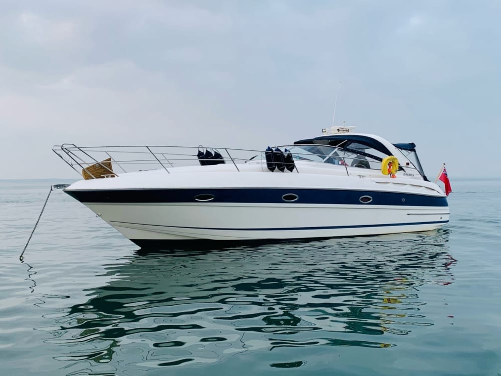 Flykt från Southampton: 4 timmars avkoppling på motorbåt