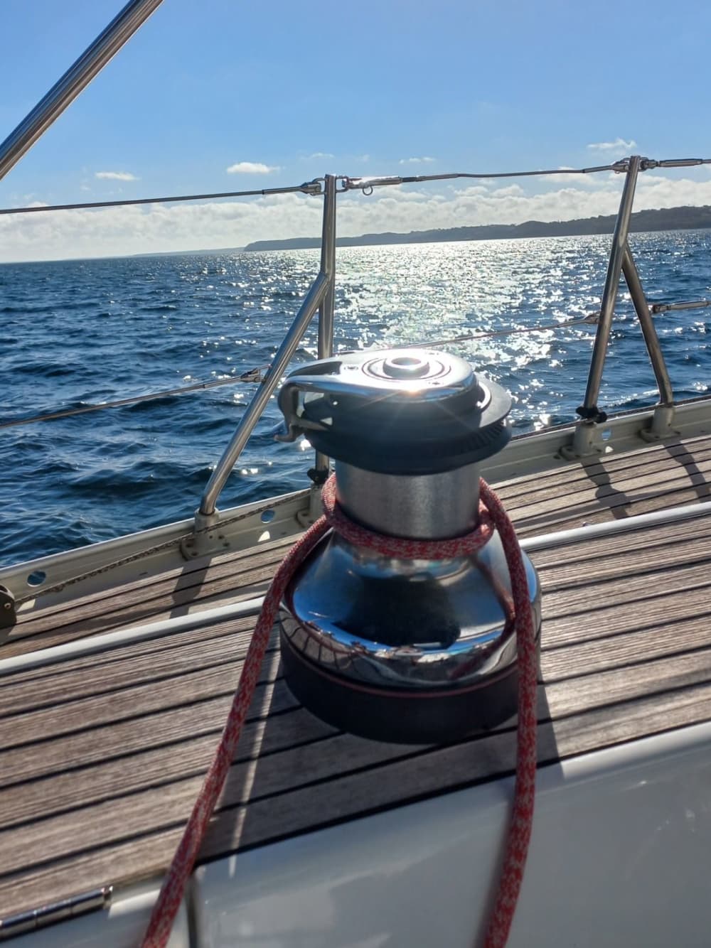 Niezapomniany 8-godzinny wynajem prywatnego jachtu w Algarve: żeglarskie przygody w Lagos