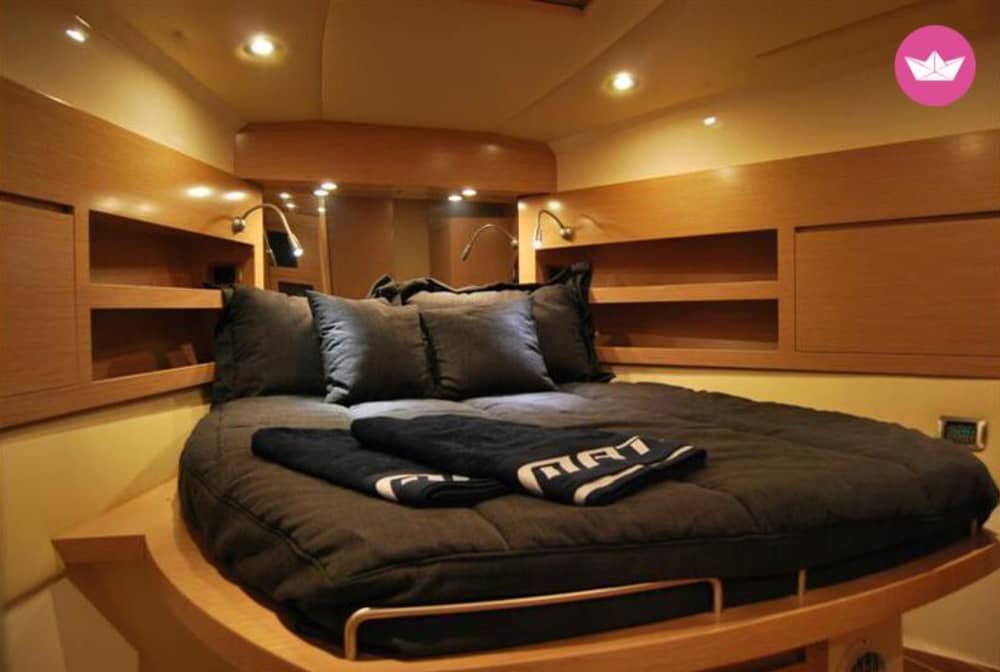 Full Day Experience da Cannigione tra baie e calette